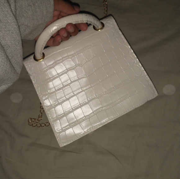Mini Purse - Picture 2 of 3